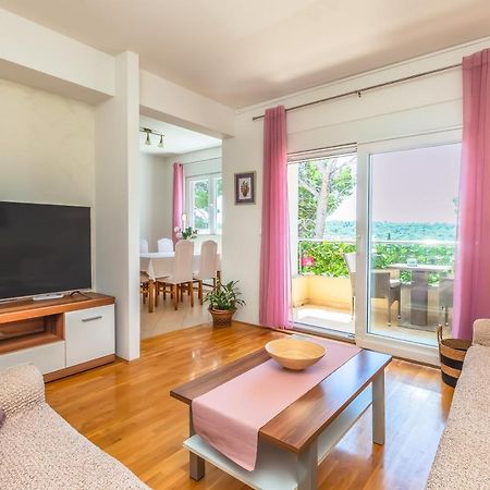 מאקרסקה Indigo Apartment מראה חיצוני תמונה