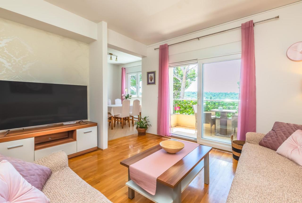 מאקרסקה Indigo Apartment מראה חיצוני תמונה