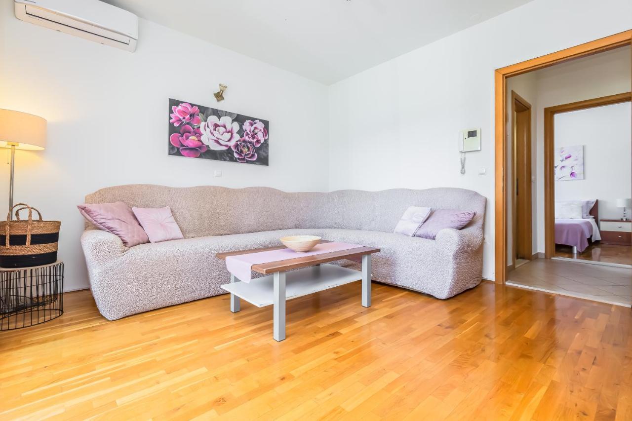 מאקרסקה Indigo Apartment מראה חיצוני תמונה