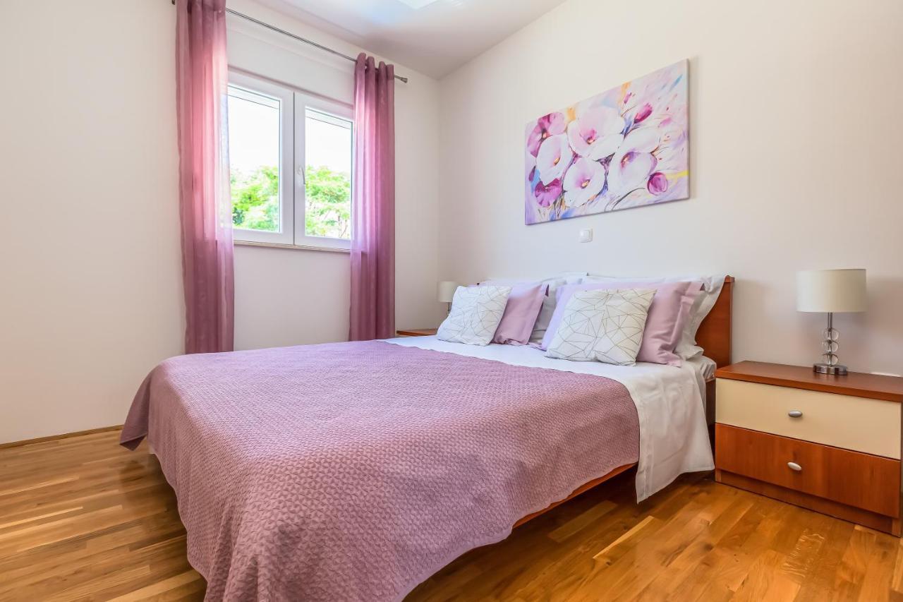 מאקרסקה Indigo Apartment מראה חיצוני תמונה